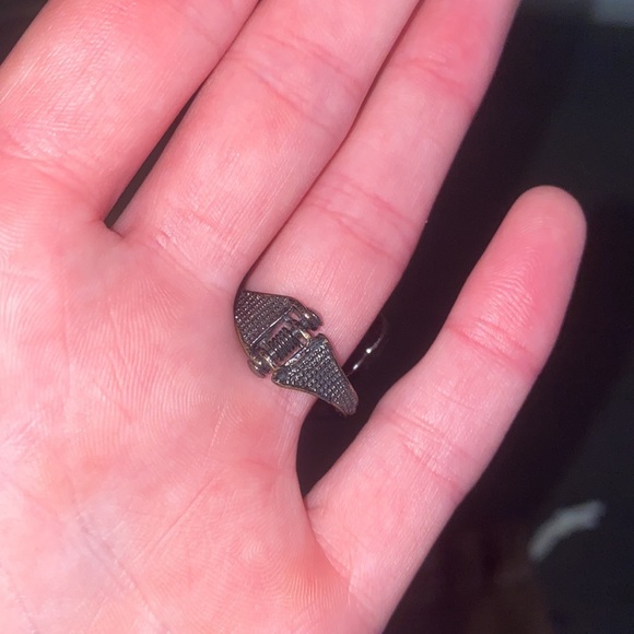 Adjustable Silver Ring - Picture 2 of 3